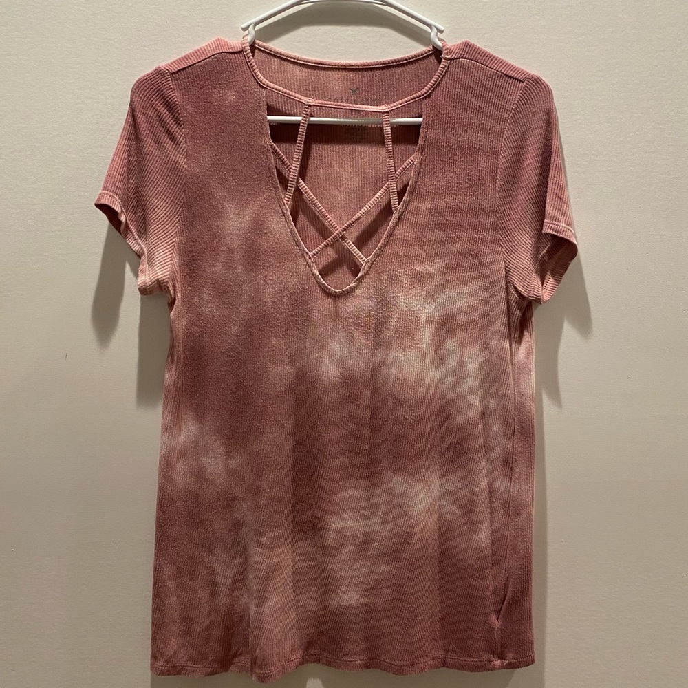 American Eagle dusty pink crisscross neck tie dye top